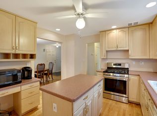 26 Marc Dr, Matawan, NJ 07747