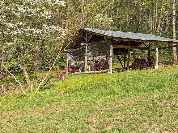 79th image of 3956 Franks Creek Rd