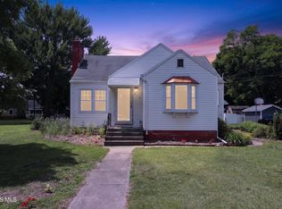 414 Findlay St, Perrysburg, OH 43551