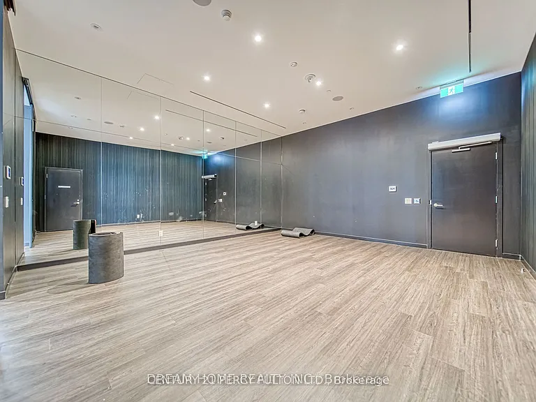 20 Edward St #1009 — Photo 10