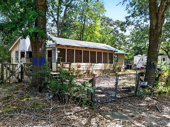2nd image of 1286 County Road 2150