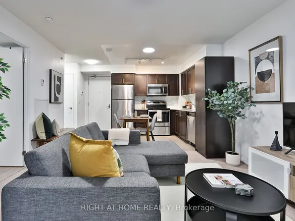 830 Lawrence Ave W #335, Toronto, ON M6A 0B6