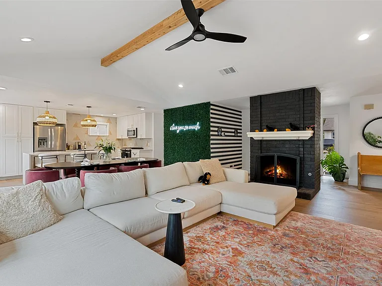 3808 Leafield Dr — Photo 1