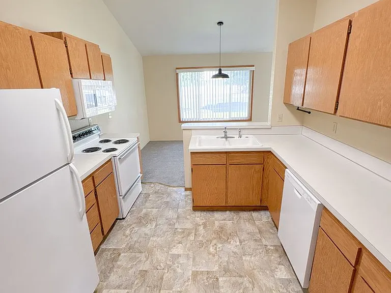 5440-5442 N Hills Dr #5444 — Photo 8