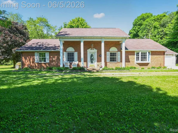 111 N Haywood Rd, Webberville, MI 48892