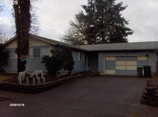 1210 Dondea St, Springfield, OR 97478