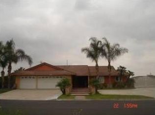 10717 Catawba Ave, Fontana, CA 92337