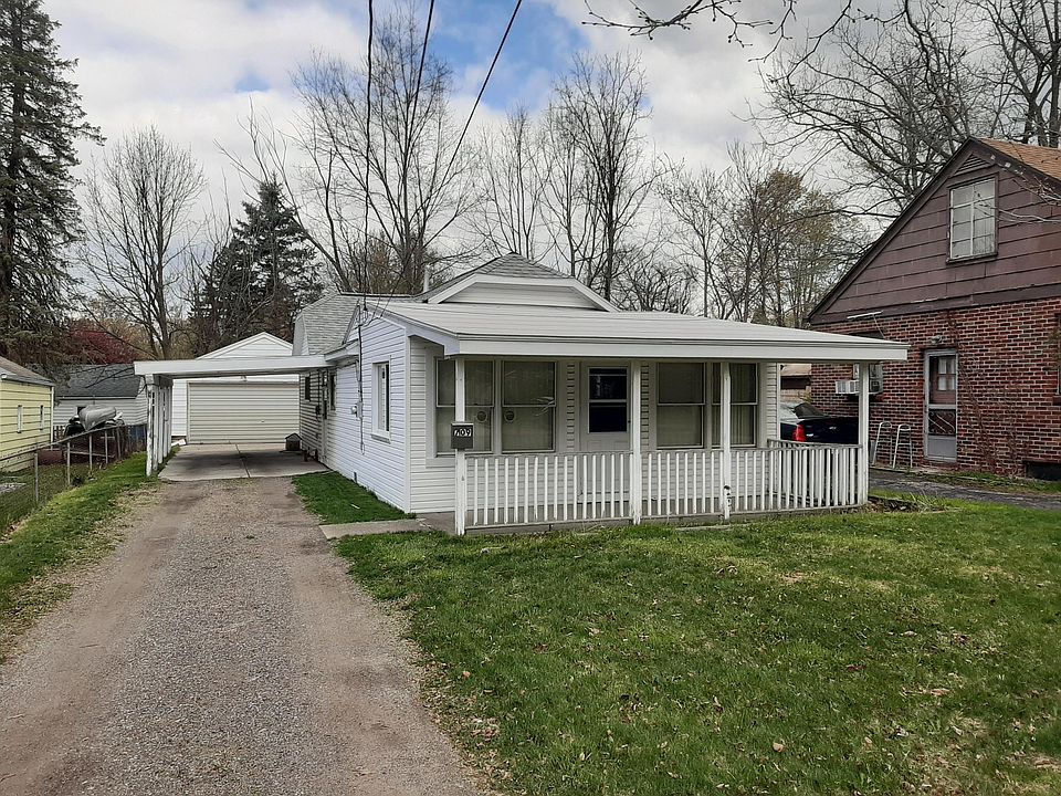 1st image of 709 E Greenlawn Ave