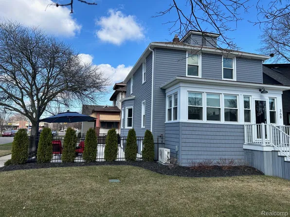 368 Orange St, Wyandotte, MI 48192