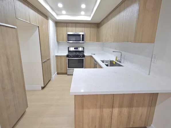 14689 Moon Crest Ln Unit C, Chino Hills, CA 91709