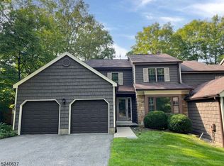 74 Goldfinch Dr, Hackettstown, NJ 07840