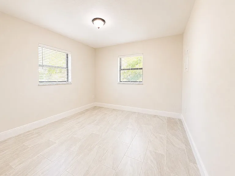 3425 South St — Photo 8