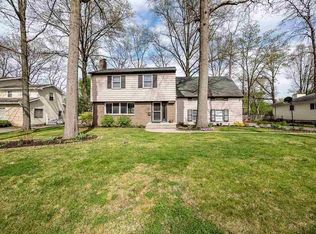 2722 Glencairn Dr, Fort Wayne, IN 46815