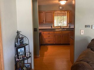 319 River Forest Rd, Evansdale, IA 50707