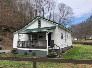 18 Left Fork Of Island Crk, Pikeville, KY 41501
