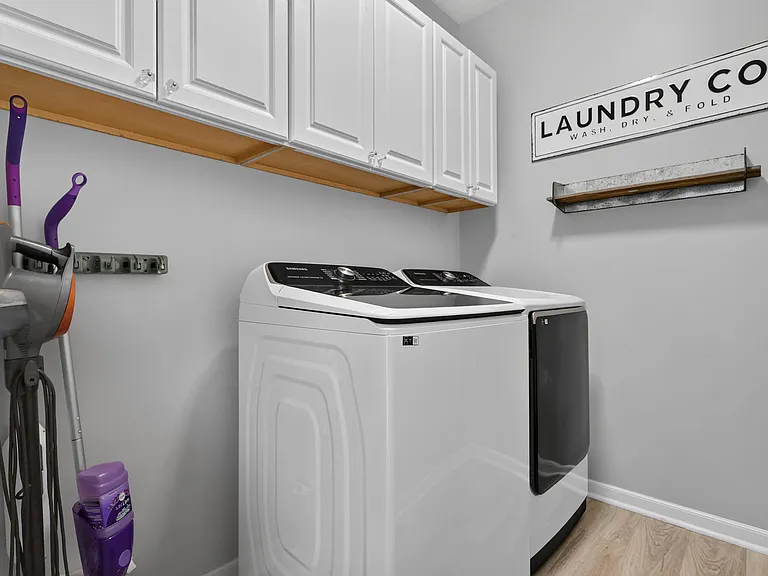 3811 Pine Bank Dr — Photo 23