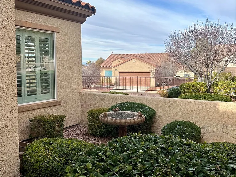 2460 Calvert City Dr — Photo 3