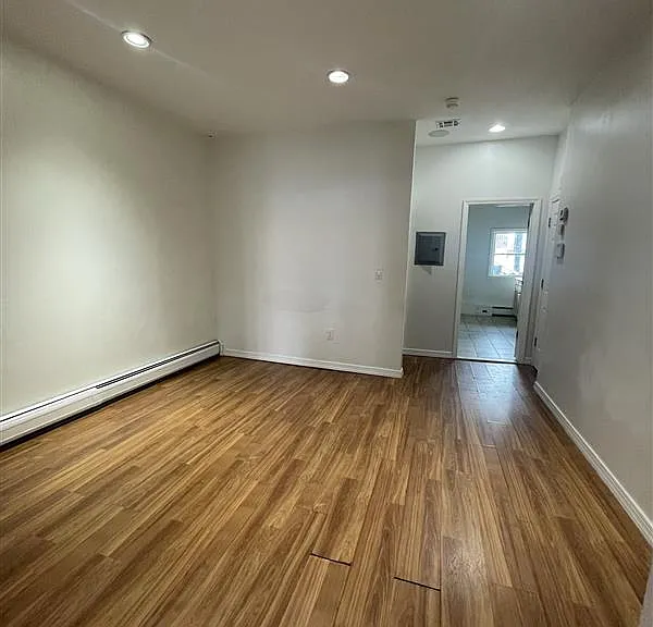 51 Lexington Ave #1 — Photo 2