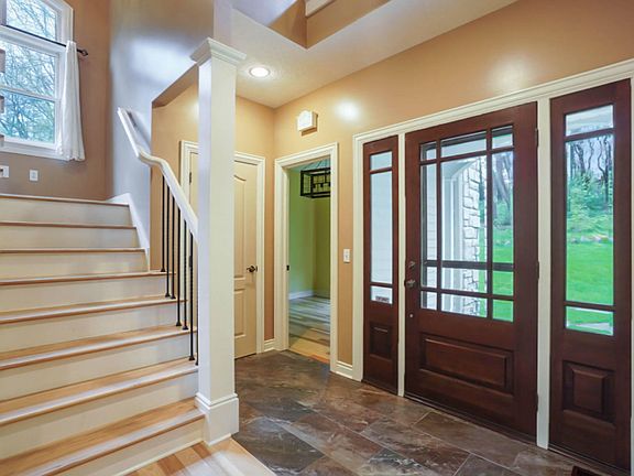 2nd image of 8478 Sunshine Ln
