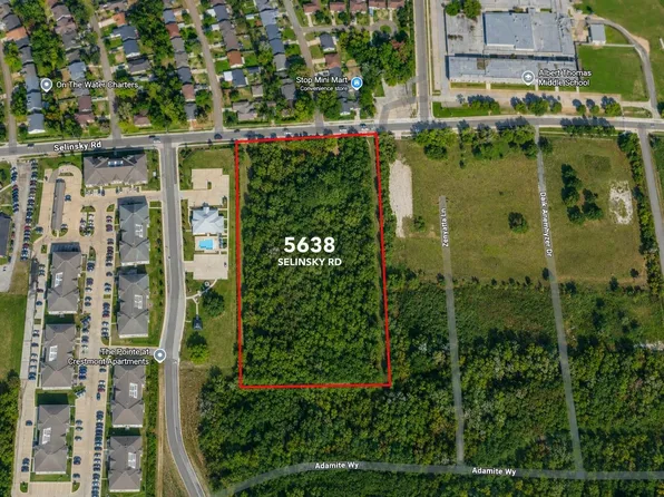 5638 Selinsky Rd, Houston, TX 77048