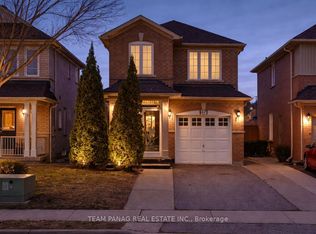 47 Loons Call Cres, Brampton, ON L6R2G4