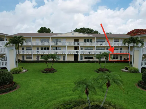 52 Dorset Dr #B, Boca Raton, FL 33434