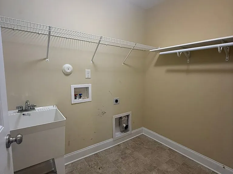 273 N Prince Henry Way — Photo 20