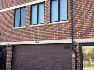 3860 W 51st St APT 6, Chicago, IL 60632
