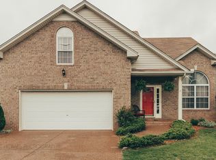 120 Cherokee Dr, White House, TN 37188