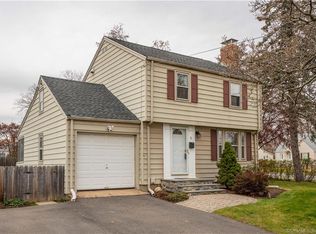 5 Buckland Rd, Wethersfield, CT 06109
