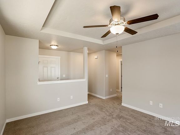4th image of 10206 Longtail Dr