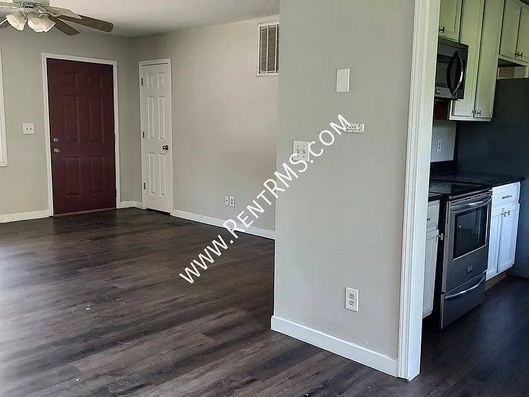 3379 SW Kirklawn Ave — Photo 6