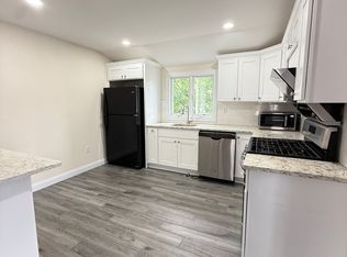 176 Rye Ave #2F, Staten Island, NY 10312