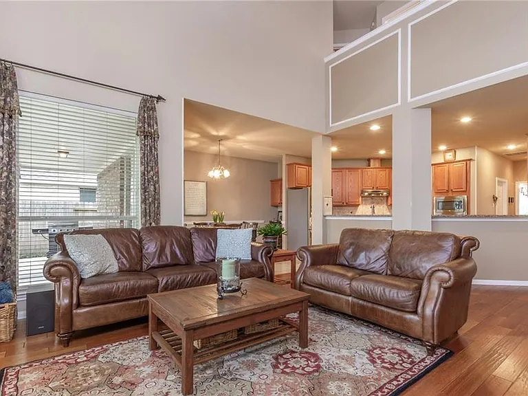 14828 Irondale Dr — Photo 11