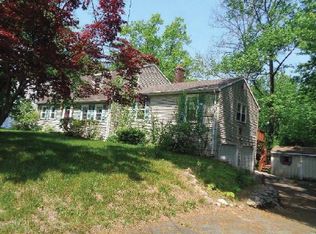 53 Lufkin Ln, Bristol, CT 06010