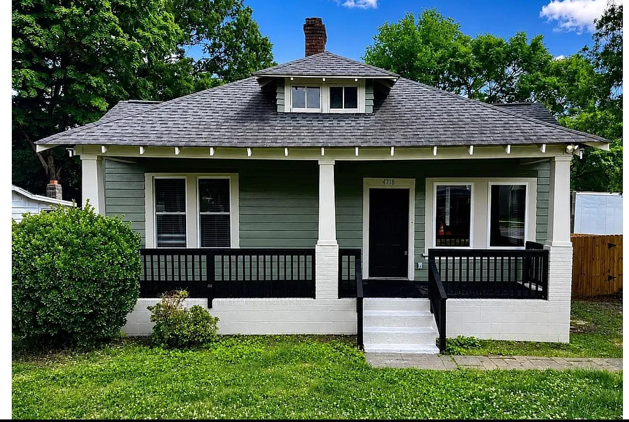 3 bed, 1477 sqft, $2,100 — Photo 1