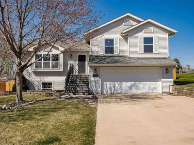 1936 Generry Dr, Coralville, IA, 52241