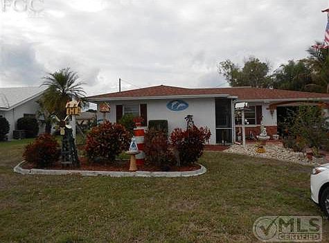 Very Cute Home, on Coronado Parkway by Park