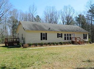 405 Parker Creek Rd, Holly Springs, NC 27540