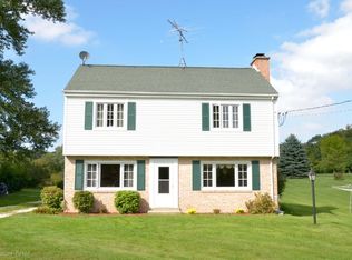 2317 Cherry Valley Rd, Woodstock, IL 60098