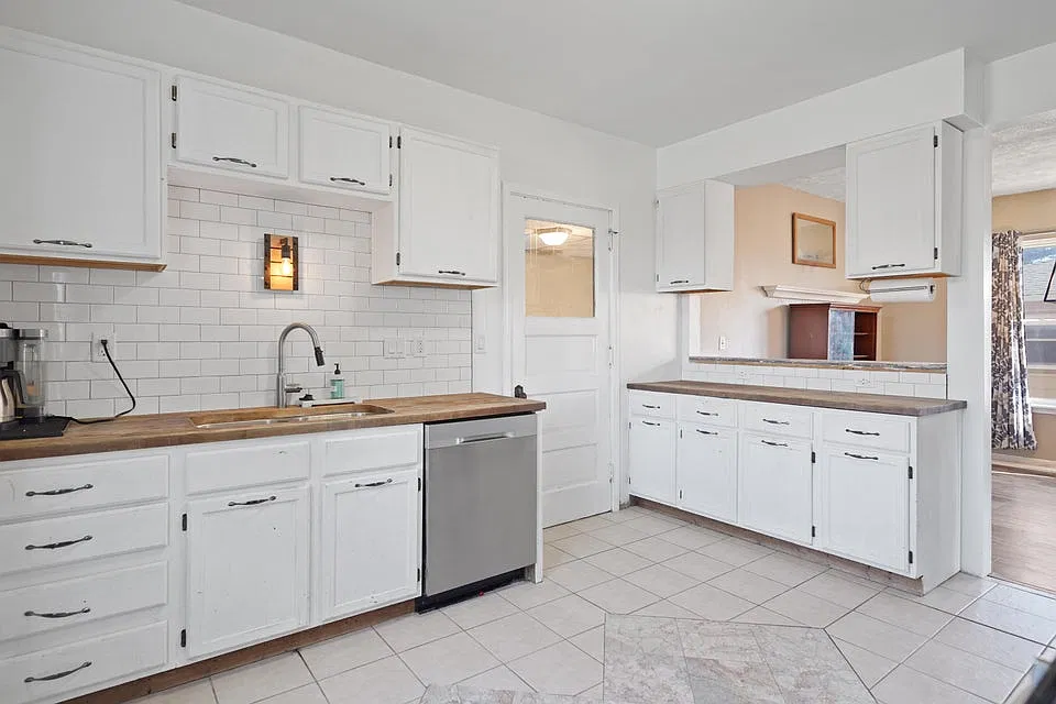 4 bed, 1440 sqft, $2,650 — Photo 4
