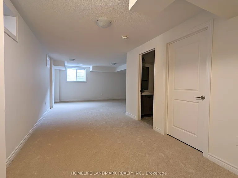 67 Laing Dr — Photo 22