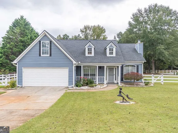 395 Flintlock Dr, Dacula, GA 30019