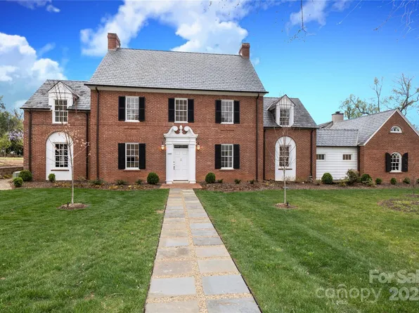 2400 Mecklenburg Ave, Charlotte, NC 28205