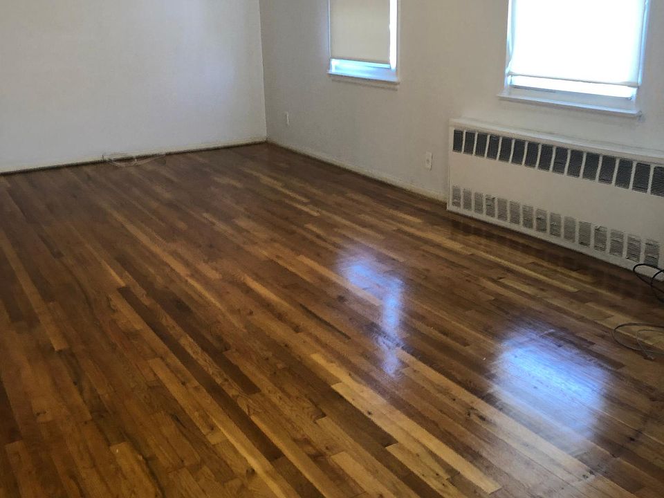 1st image of 15543 Huron St #2