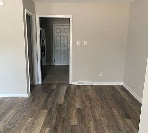 3rd image of 1234 N Dobys Bridge Rd #1234