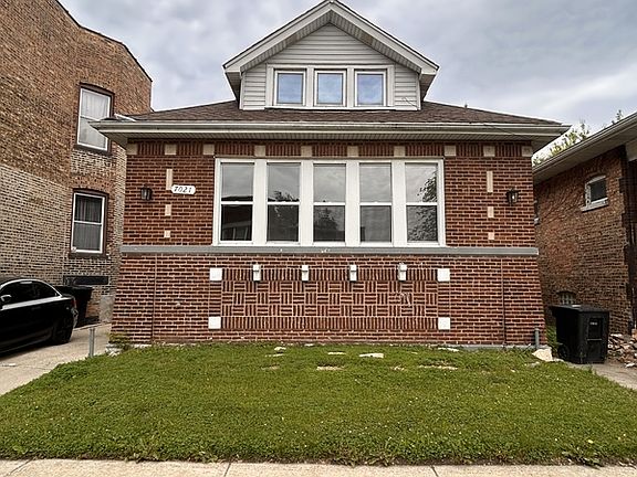 3rd image of 7021 S Woodlawn Ave