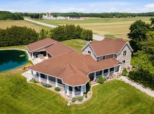 2916 County Road B, Manitowoc, WI 54220