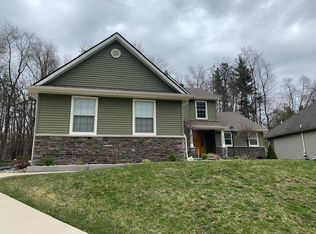 321 Tiger Ct, New Carlisle, IN 46552