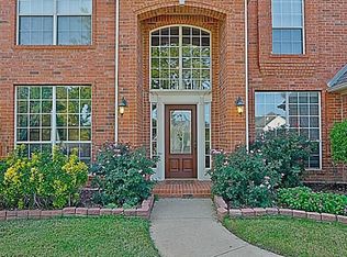 2721 Hidden Lake Dr, Grapevine, TX 76051